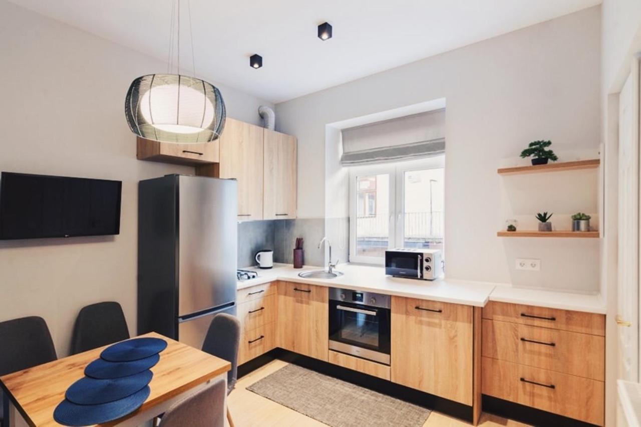 Апартаменты Cozy & New Furnished Flat In Old Town Of Львов Экстерьер фото